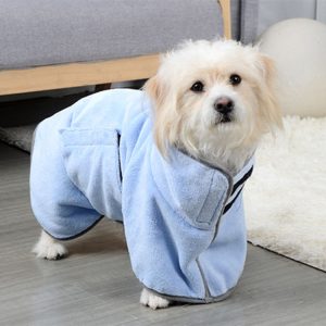 Quick-Drying Microfiber Pet Towel – Absorbent Dog & Cat Bathrobe